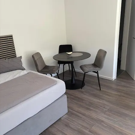 Apartman Thirty For Three