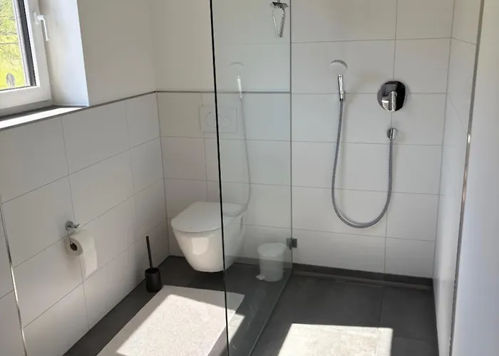 Thirty For Three Kürten