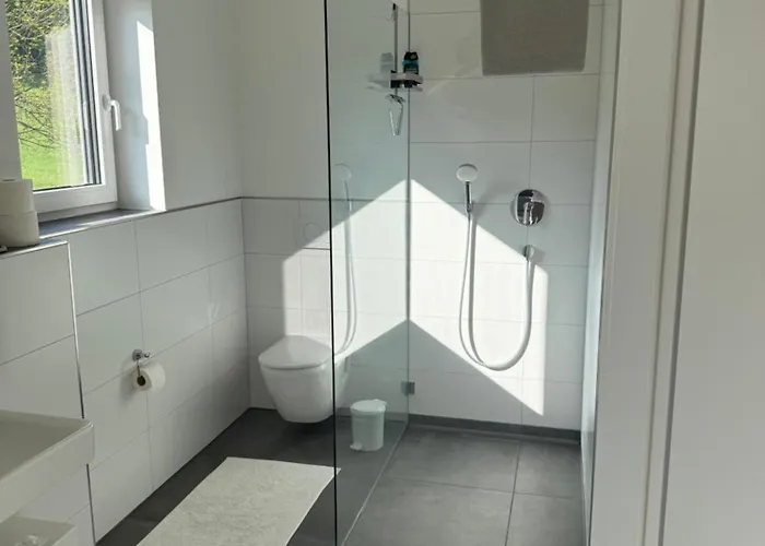 아파트 Thirty For Three